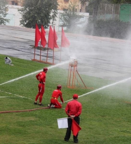 В Свердловской области завершились соревнования по пожарно-прикладному спорту среди пожарных спецподразделений России