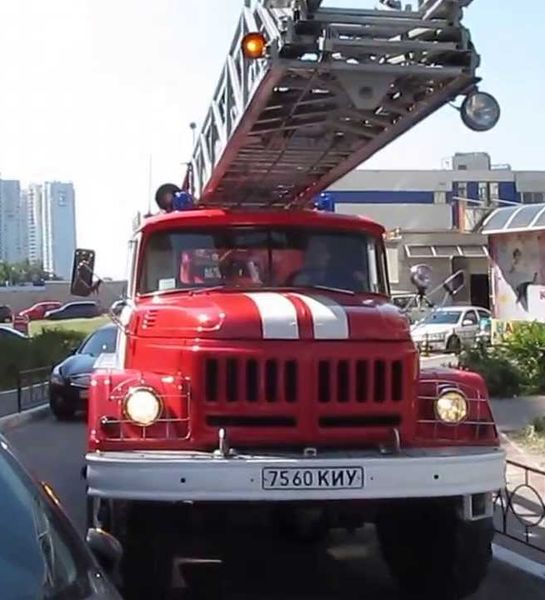 Депутаты Забайкалья предлагают дать пожарным право эвакуировать автомобили, препятствующие тушению