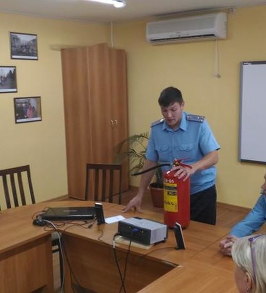 Активисты ОНФ проверят пожарную безопасность в крымских школах