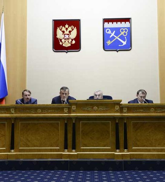 Законодатели Ленинградской области обсудили вопросы пожарной безопасности