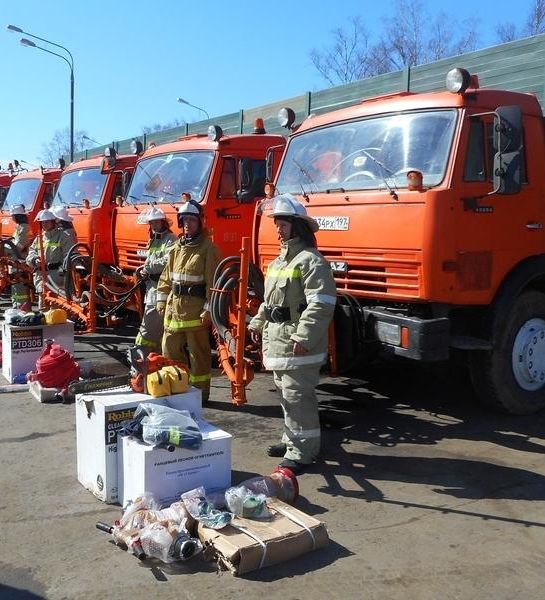 Поливомоечная техника в Москве будет проверена на готовность к тушению природных пожаров