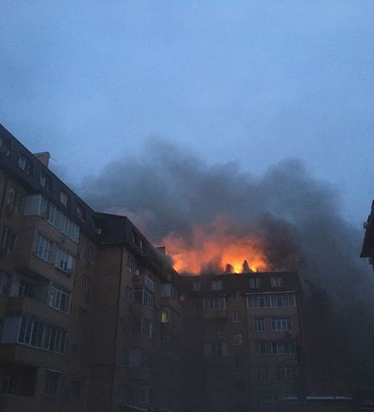 В Краснодаре пожар в многоэтажке потушен