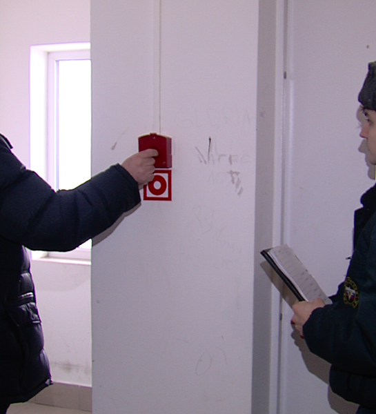 В высотных домах Сургута обнаружены нарушения требований пожарной безопасности