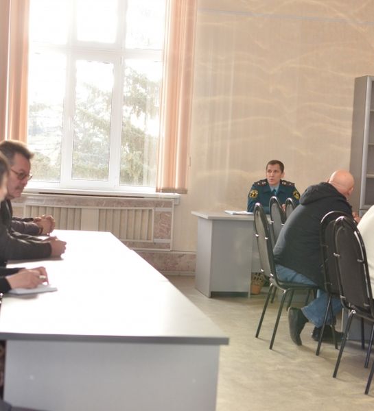 Семинар-совещание по вопросам обеспечения пожарной безопасности многоквартирных жилых домов прошел в г. Бугуруслане
