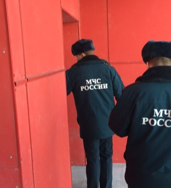 Пожарные в Сургуте проверяют жилые дома повышенной этажности