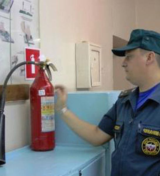 МЧС проводит в Череповце проверку пожарной безопасности школ и детских садов
