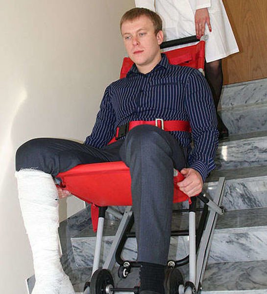 Эвакуационное лестничное кресло (ЭЛКС) САМОСПАС