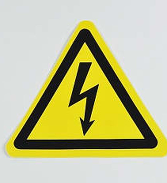 Знак 'Опасность поражения электротоком' (ГОСТ Р 12.4.026-2001) 200х200х200 мм