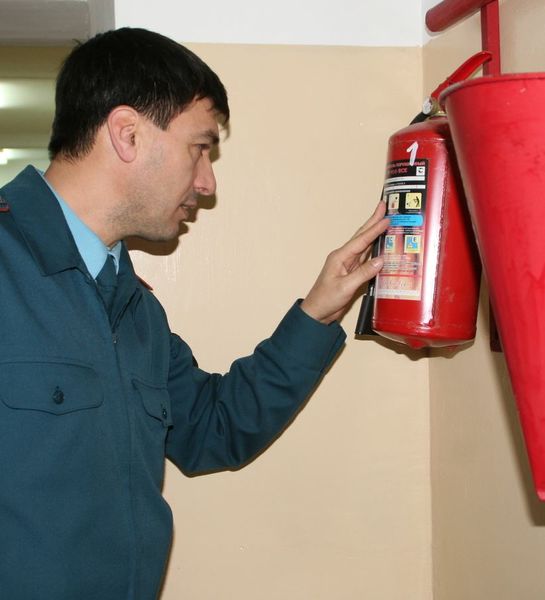 В Москве проходят внеплановые выездные проверки соблюдения правил пожарной безопасности